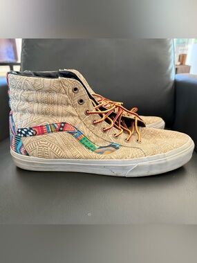 M’s 12 Vans Sk8-Hi - high top sneakers. Worn lovingly by a collector.